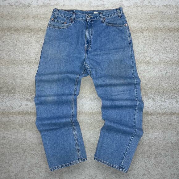 Vintage Levis 505 Jeans Regular Straight Leg Fit Medium Wash Denim 90s - Picture 2 of 5